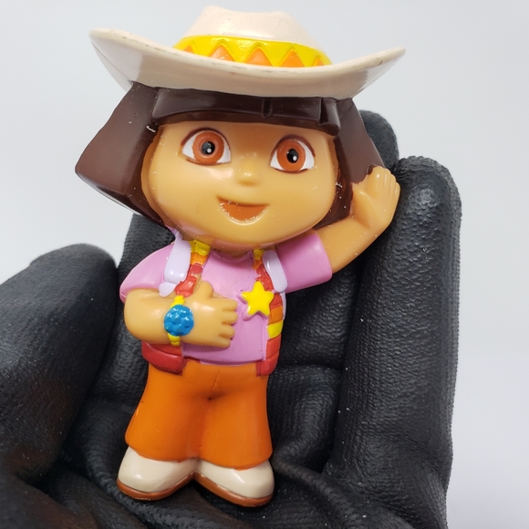 Dora The Explorer Toy Figures Includes Stickers - Picture 8 of 16